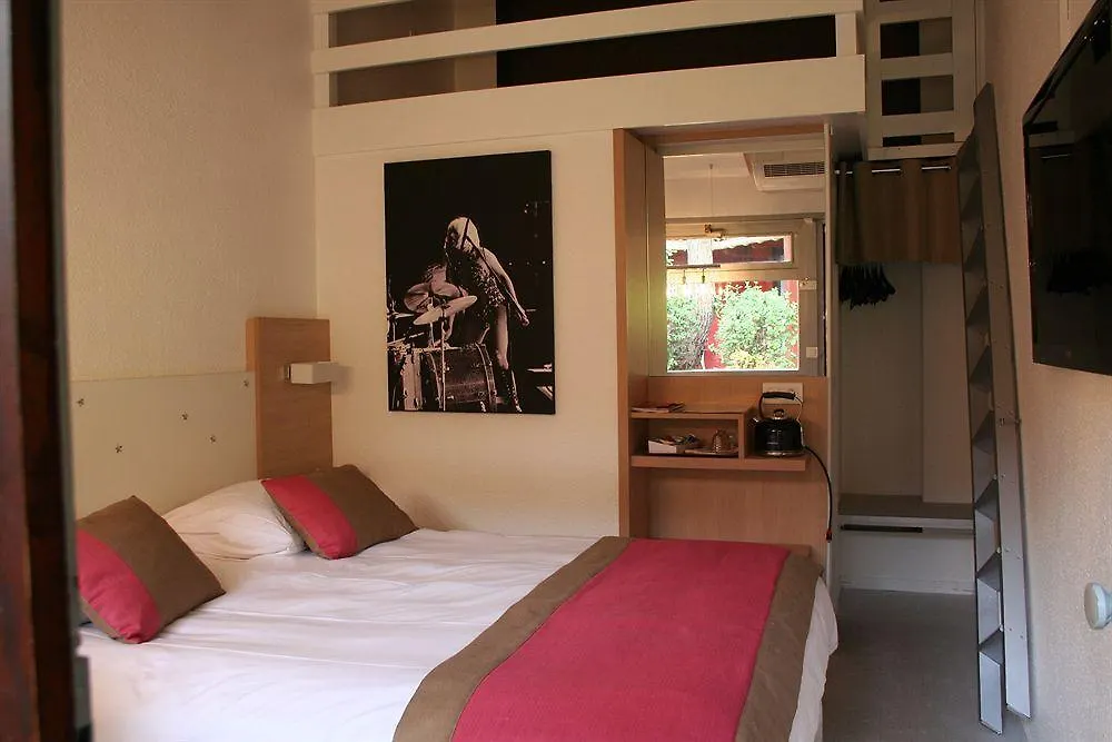 Hotel Kyriad Aix-En-Provence Mas Des Oliviers