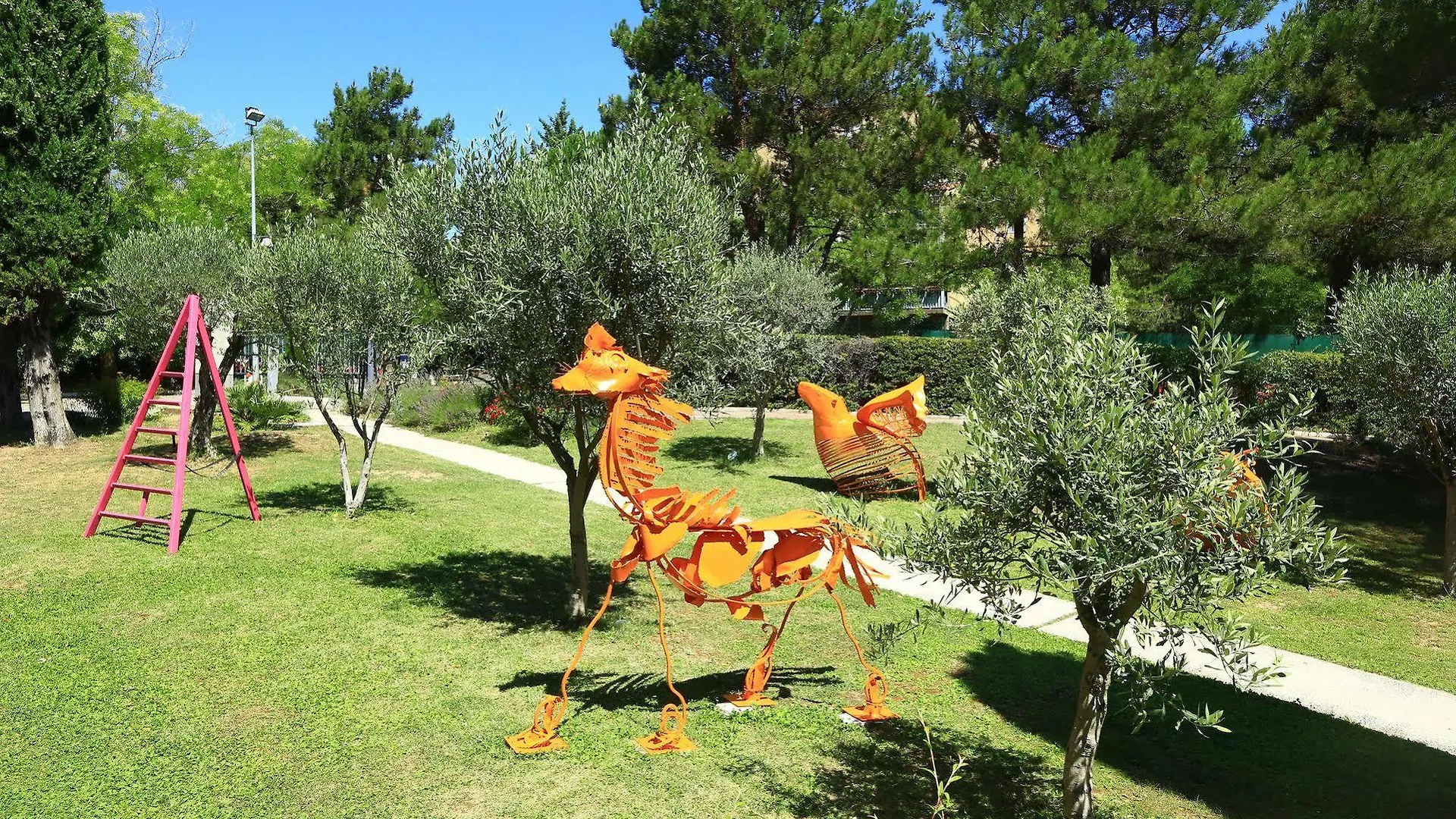 Kyriad Aix-En-Provence Mas Des Oliviers Hotel